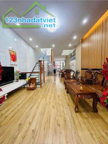 Bán nhà mặt phố Q.9, 112m², 4 tầng, 5PN, 14.5 tỷ, sổ đỏ - 4