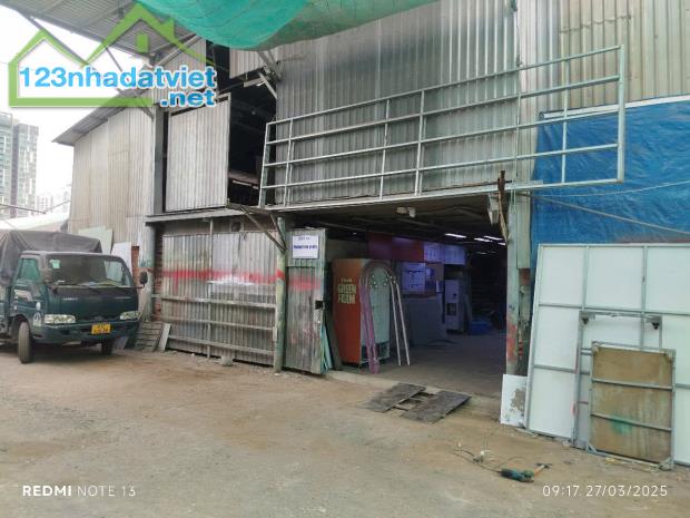 TRẦN XUÂN SOẠN Q7. Bán nhà Cấp 4 - 8000m2. Sổ hồng riêng, giá chảo 730 tỷ. - 3