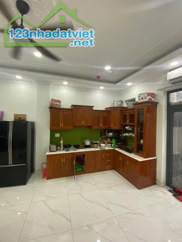 CHDV MẶT TIỀN TÂY HÒA, DT216M2, 6 TẦNG, 13 PHÒNG, DÒNG TIỀN 800 TRIỆU/NĂM - 5