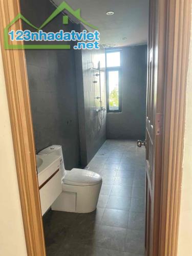 Bán nhà 4 tầng MT KD VIP đường Chơn Tâm 8, tt Liên Chiểu, giá sập sàn chỉ hơn 4 tỷ. - 4