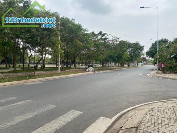 Nhà 2 tầng 9x18m đường bàn cờ 12m, (428 Phạm Thị Quy) Nguyễn Bình Phú Xuân Nhà Bè, 9.5 tỷ