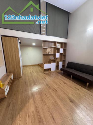 SIÊU HIẾM Khâm Thiên  40m 1T MT 4m 2.4Tỷ LÔ GÓC THOÁNG SÁNG NGÕ NÔNG 15m RA MẶT PHỐ - 3
