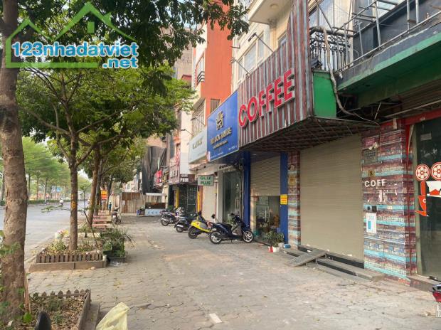 ❤️CHO THUÊ Nhà Phân Lô Phú Diễn, DT 80m, 8 tầng, MT 6.3m, THÔNG SÀN, THANG MÁY, Ô TÔ - 1