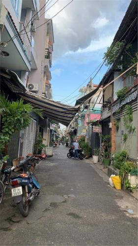 Bán nhà 2 tầng GIÁ TỐT đường Trần Xuân Soạn - Quận 7 . 59m2 chỉ 6.5 tỷ . 2 mặt hẻm - 4