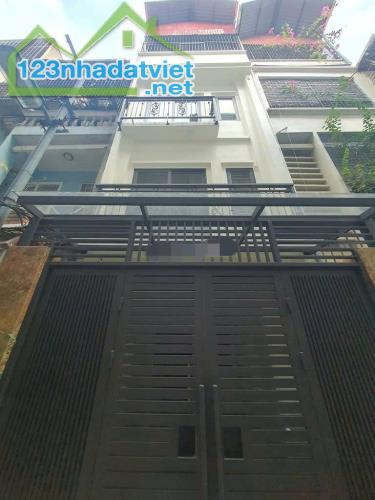 Cho thuê nhà nguyên căn, mới đẹp La Thành, Ba Đình 55m x 4T giá 26 triệu, cách phố 20m - 5