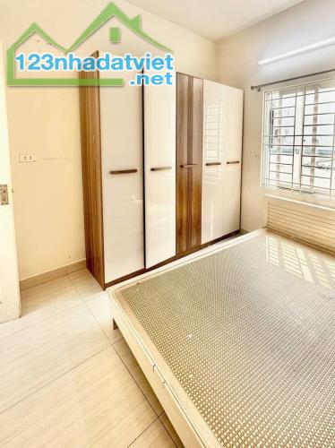 Cho thuê nhà ngõ phố Cổ Nhuế Bắc Từ Liêm 38m x 3 tầng, giá 9tr/tháng - 1