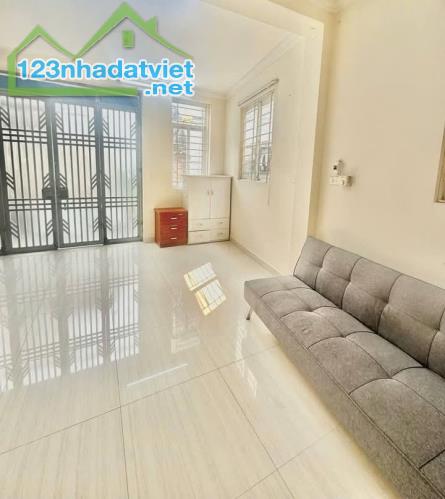 Cho thuê nhà ngõ phố Cổ Nhuế Bắc Từ Liêm 38m x 3 tầng, giá 9tr/tháng - 3