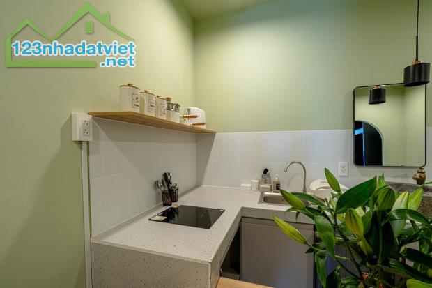 Bán Tòa CHDV Nhật Chiêu - 85m2 x 9T x 8m - Lô góc gần phố - Dòng tiền 2 tỷ 1 năm