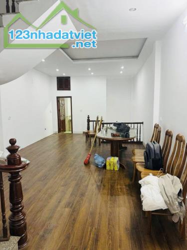 PHÚC HOA - TÂY HỒ - 80M, 5 TẦNG, MT 5M, 23.8 TỶ, PHÂN LÔ, VỈA HÈ, Ô TÔ TRÁNH, KINH DOANH,