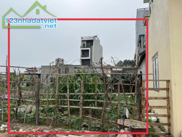 🌺🌺NGÕ THÔNG Ô TÔ 16 CHỖ VÀO ĐẤT - 30M RA TRỤC CHÍNH KINH DOANH - Ở HAY ĐẦU TƯ GIỮ TIỀN - 1