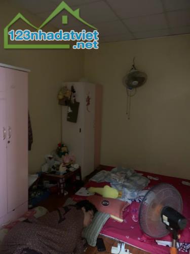 ♣ Nhà sát MT Phạm Hồng Thái, 17m2, 2 tầng, 3 mặt thoáng, 1.6x tỷ