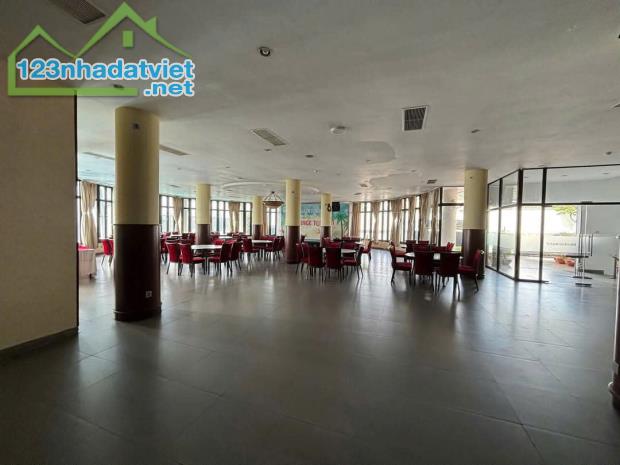 Siêu Vị Trí Cho Thuê Nhà Hàng Mặt Tiền Trần Phú – View Biển Vũng Tàu, 4 Tầng Sẵn Kết Cấu