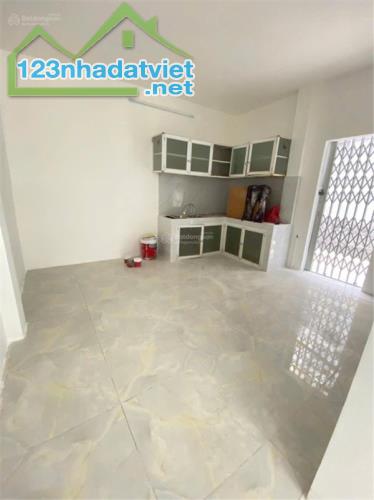 🏠 Bán nhà Âu Dương Lân, Q.8, 42m², 2 tầng, 2PN - 3.9 tỷ 🏠 - 4