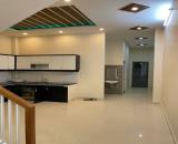 BÁN NHÀ MẶT TIỀN 2 TẦNG KIÊN CỐ ĐẸP - 82M2 - SÁT BIỂN - CHỈ HƠN 4 TỶ