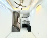 Hàng hiếm Nhỉnh 4 tỷ có ngay nhà 5 tầng vị trí đẹp đầy đủ tiện ích tại Phúc Đồng Long Biên