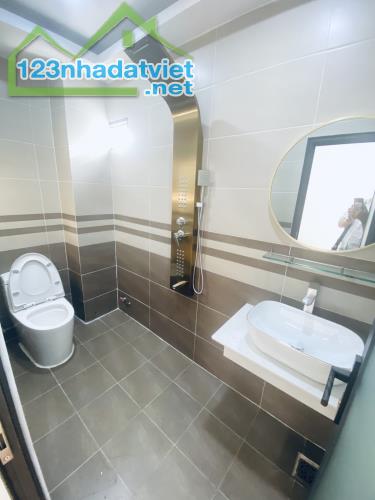 + 👉 SỐC SIÊU PHẨM GẤP GẤP BÁN NHÀ Đ SỐ 6 BHHB BÌNH TÂN 4,4*15M 5L NHỈNH 6xT - 1