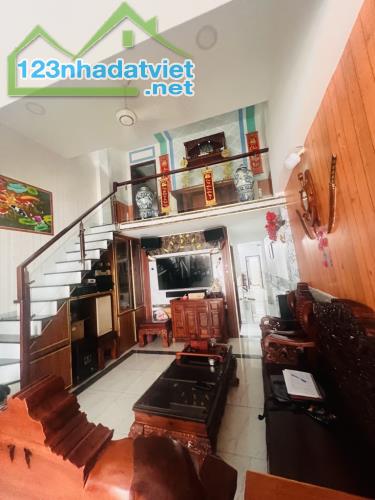 Nhà HXH 458 Huỳnh Tấn Phát, ngang 4, phường bình thuận, Q7 giá 5.3 tỷ - 1