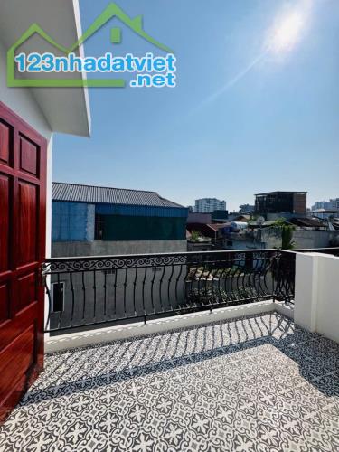 Bán nhà Dương Văn Bé - Phân lô, oto đỗ cửa - Diện tích 35m2 - 6.8tỷ