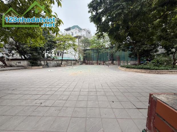 Bán nhà phân lô VIP Cầu Giấy 51m x 5T, mt 4,5m,đường thông ô tô tránh, kd đỉnh cao 16,8tỷ - 4