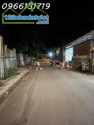 Mặt tiền Xuân Thới Thượng 32, Xuân Thới Thượng, Hóc Môn, 184m2, tròn 13 tỷ TL. - 4