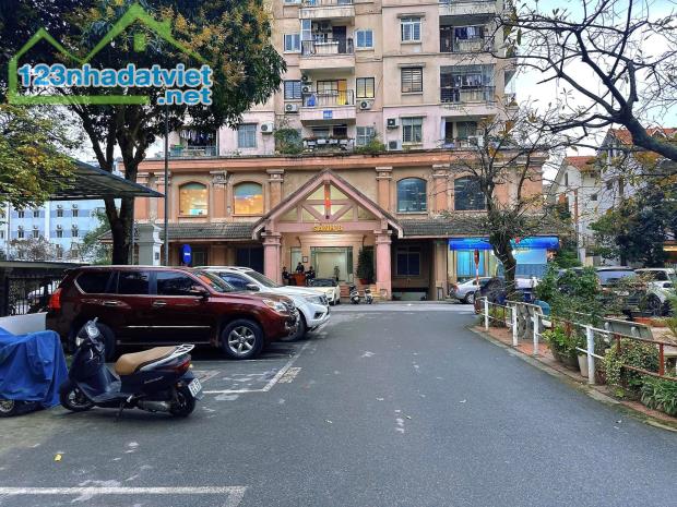 Bán Biệt thự sân vườn Vỉa hè view sân chơi ô tô Chánh đỗ cửa ngày đêm - 2