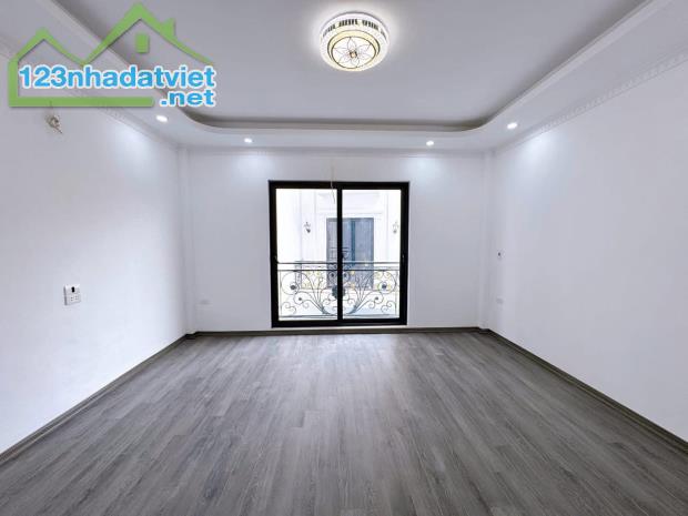 Siêu phẩm nhà xây mới 5 tầng tổ 15 Yên Nghĩa - Hà Đông giá 4ty - 2