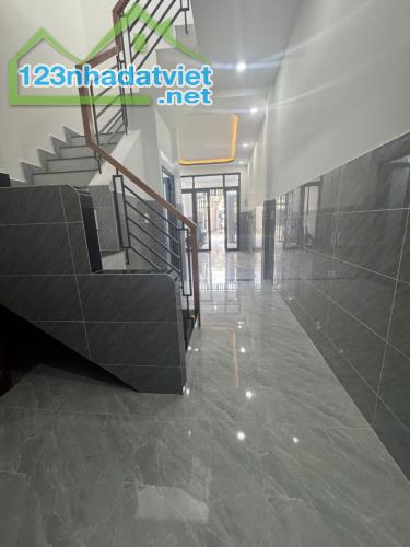 Bình Tân, Mặt tiền kinh doanh,, nhà mới đẹp 3 tầng,  56m2. Giá rẻ - 2