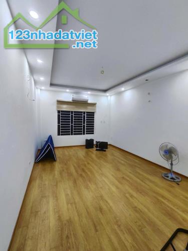 MỸ ĐÌNH – NHÀ ĐẸP KHỎI BÀN – NỘI THẤT HỊN – Ô TÔ THẲNG TIẾN - 1