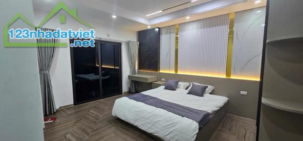 BÁN GẤP NHÀ XUÂN LA 6 TẦNG THANG MÁY MỚI KINH KOONG - FULL NỘI THẤT - Ở LUÔN - DÂN TRÍ CAO - 2