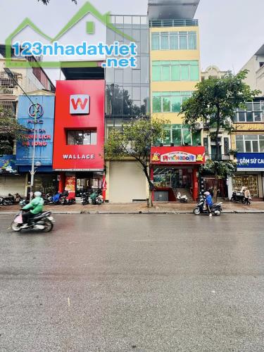 Mặt Phố Kim Mã 6 Tầng Thang Máy MT 5M 55 Tỷ 80M2 Có Hầm để xe Vỉa Hè Rộng