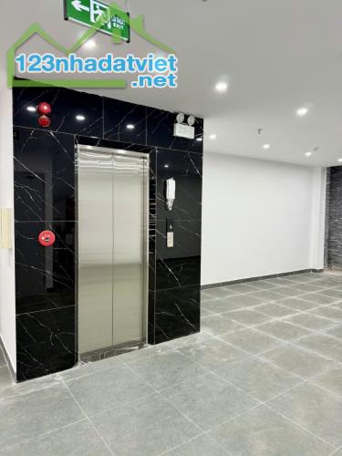 NGUYỄN HỮU THỌ- HOÀNG MAI, LÔ GÓC, 100 M2, 7 TẦNG, TM , MT  6,5M, GIÁ 26,9 TỶ