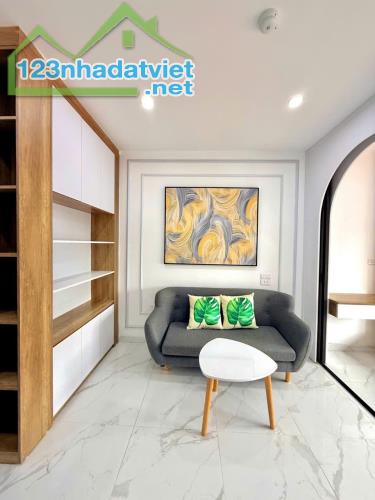 NGUYỄN HỮU THỌ- HOÀNG MAI, LÔ GÓC, 100 M2, 7 TẦNG, TM , MT  6,5M, GIÁ 26,9 TỶ - 4