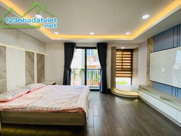 Bán nhà Đẹp Lạc Long Quân - 56m2 x 7T Thang máy Gara Oto - Vài bước ra phố - hướng TN - 4