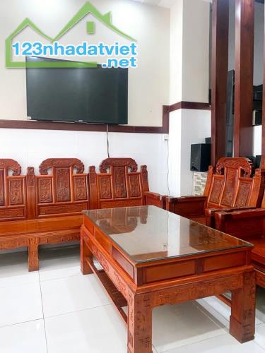 BÁN GẤP NHÀ 4 TẦNG ,4PN ,HẺM XE HƠI TRẦN XUÂN SOẠN ,QUẬN 7 ,NHĨNH 11 TỶ. - 2