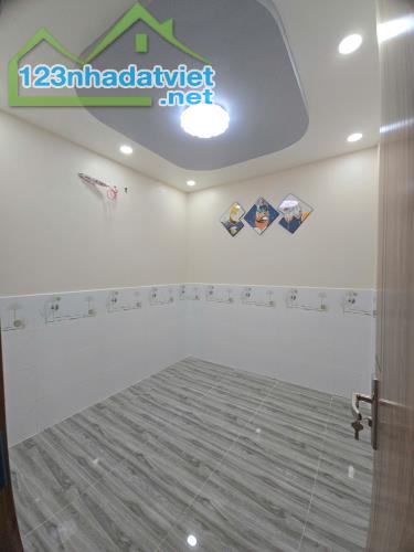 NHÀ ĐẸP BÀ HOM - HẺM XE HƠI - 36M2 - 2 TẦNG 2PN 2WC - GIÁ 3.15 TỶ - 4