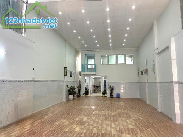 Bán Nhà Hẻm Xe Hơi, Phạm Hữu Lầu, 200m2, 2 Tầng, Chỉ 11 Tỷ, Phú Mỹ, Quận 7 - 2
