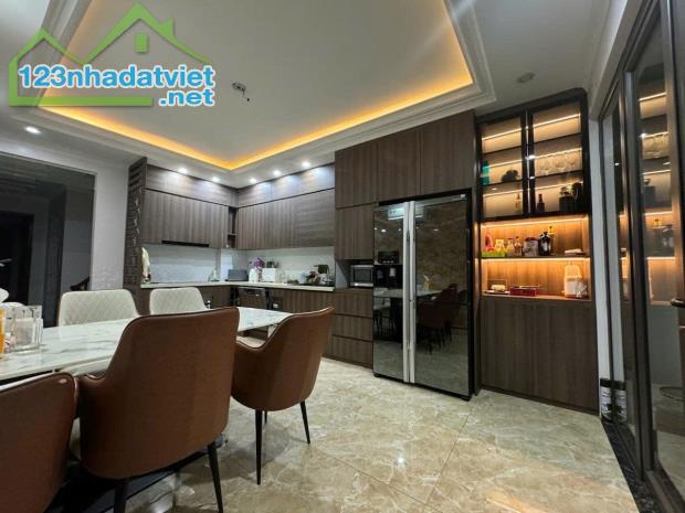 BÁN NHÀ QUẬN THANH XUÂN NGẬP TRÀN TIỆN ÍCH, GIÁ 10.5TỶ - 1