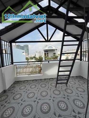 Bán nhà 56m2, 4 tầng, Q.7, 8.2 tỷ, sổ hồng riêng - 1