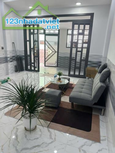 BÁN NHÀ CHIẾN LƯỢC BÌNH TÂN - 67M2 - 2 TẦNG - HẺM XE HƠI - CHỈ 3.8 TỈ
