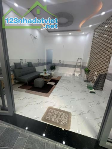 BÁN NHÀ CHIẾN LƯỢC BÌNH TÂN - 67M2 - 2 TẦNG - HẺM XE HƠI - CHỈ 3.8 TỈ - 2