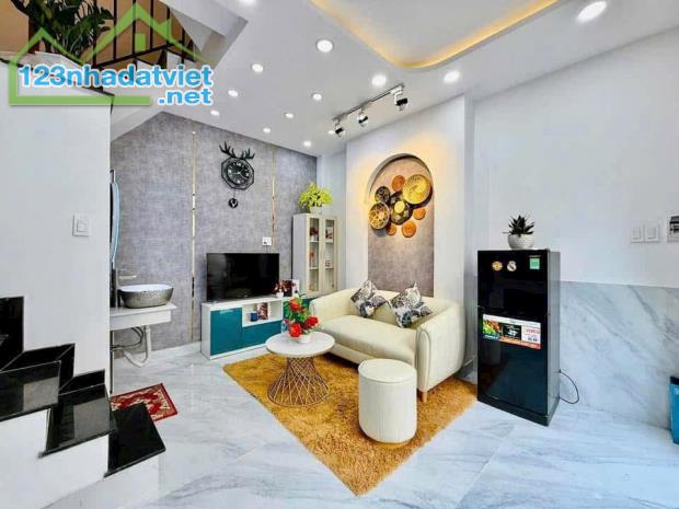 Bán nhà HXH thông - Phạm Văn Chiêu P.9 Gò Vấp - 3 tầng BTCT mái đúc - Chỉ 3.98 tỷ - 2