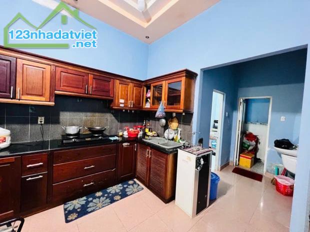 Chỉ 5.5 TỶ TL! 86M², 2 Tầng/3PN – HẺM XE HƠI – Nguyễn Duy Cung, Gò Vấp! - 1