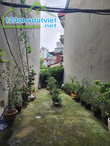 Đất phân lô. Dt rộng ở sướng lắm ý ạ tuyệt vời - 1