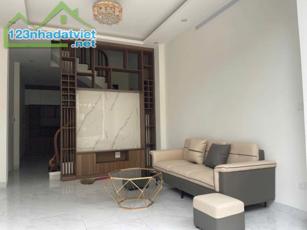 🔥 CƠ HỘI SỞ HỮU NHÀ ĐẸP 5 TẦNG – NGAY MẶT NGÕ GIÁP QUỐC LỘ – YÊN NGHĨA, HÀ ĐÔNG – CHỈ 3 T - 4