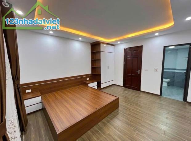 🔥 CƠ HỘI SỞ HỮU NHÀ ĐẸP 5 TẦNG – NGAY MẶT NGÕ GIÁP QUỐC LỘ – YÊN NGHĨA, HÀ ĐÔNG – CHỈ 3 T - 2
