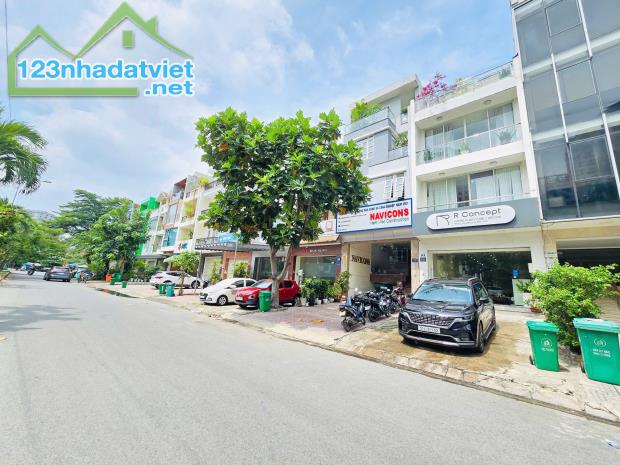 Bán Nhà Mặt Tiền Nguyễn Quý Đức, An Phú, Quận 2 DT:100m2 (5mx20m) Trệt 2 Lầu,Sân Thượng - 4