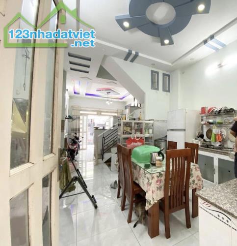 Bán nhà Phạm Văn Chiêu – P.14, Gò Vấp – sát mặt tiền, nhà đúc 2 tầng – chỉ 4.5 tỷ có tl - 2