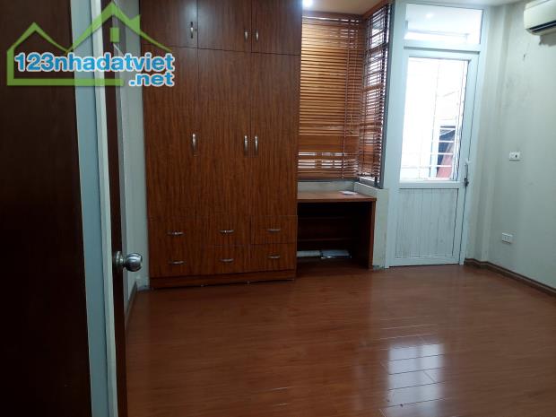 Siêu Hiếm! Bán nhà Chùa Bộc 50m x 5T MT 4.5m gần ô tô, gần Vincom Phạm Ngọc Thạch 8tỷ - 1
