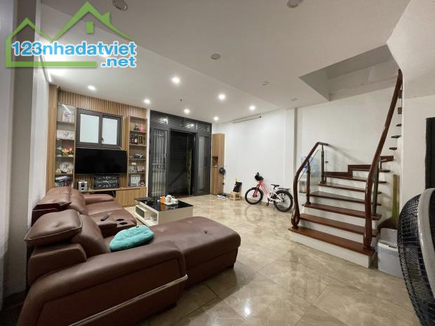 NHÀ ĐẸP TRIỀU KHÚC, 2 THOÁNG TRƯỚC SAU DT 36M2, 4 TẦNG, MT 5.4 GIÁ CHỈ 7.2 TỶ - 5