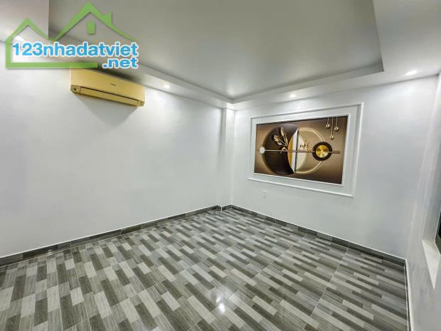 Bán nhà 3,5 tầng sạch đẹp ô tô đỗ cửa đường Đồng Thiện - 4